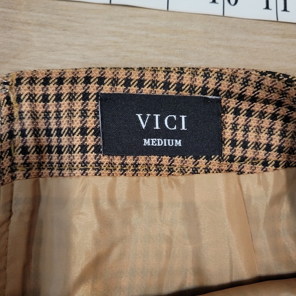 VICI Plaid Fall Mini Skirt Brown Black Get it Right Medium - Picture 3 of 4